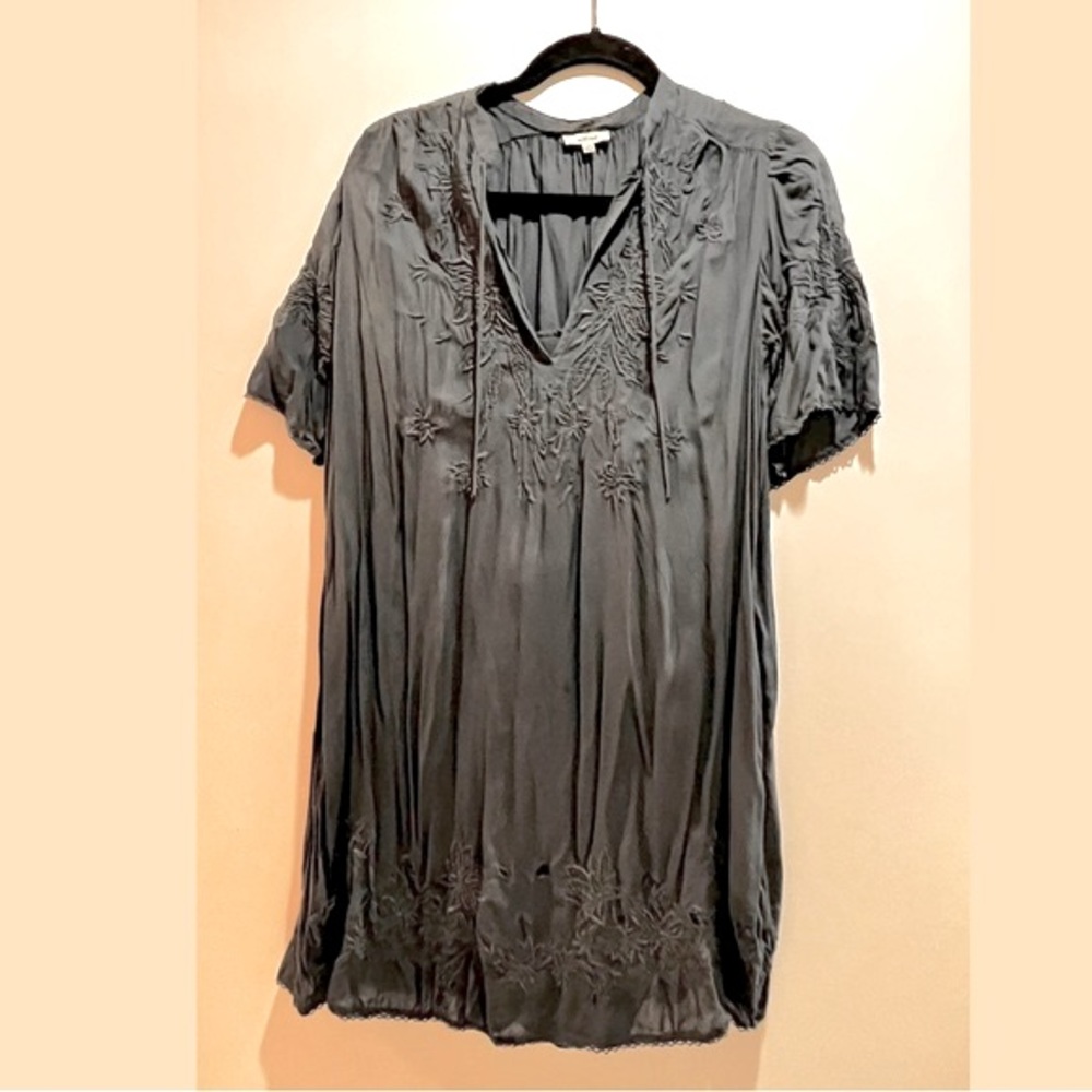 WILFRED EMBROIDERED CRINKLE SUMMER DRESS